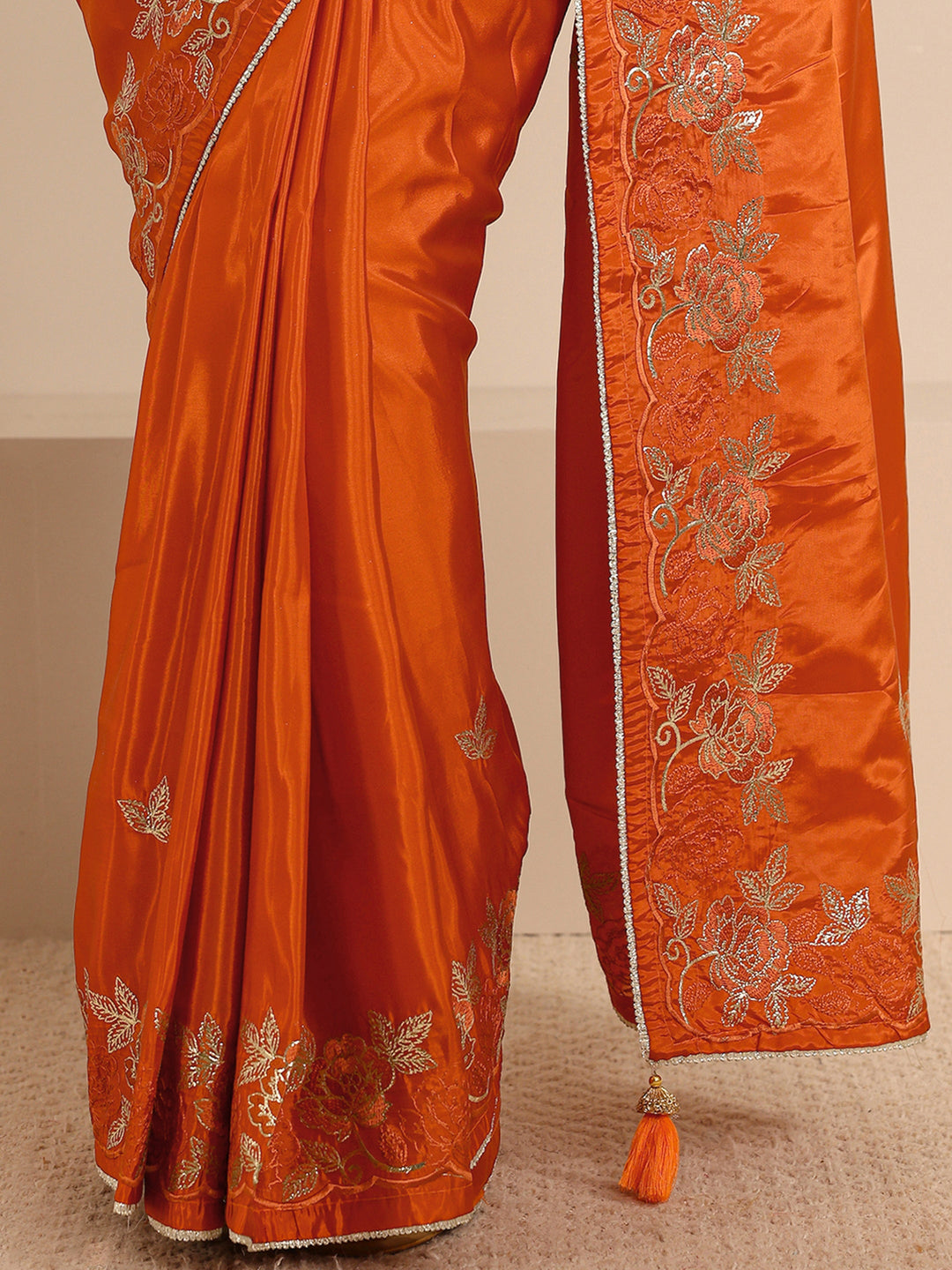 Orange Embellished Silk Blend Saree With Unstitched Blouse Piece