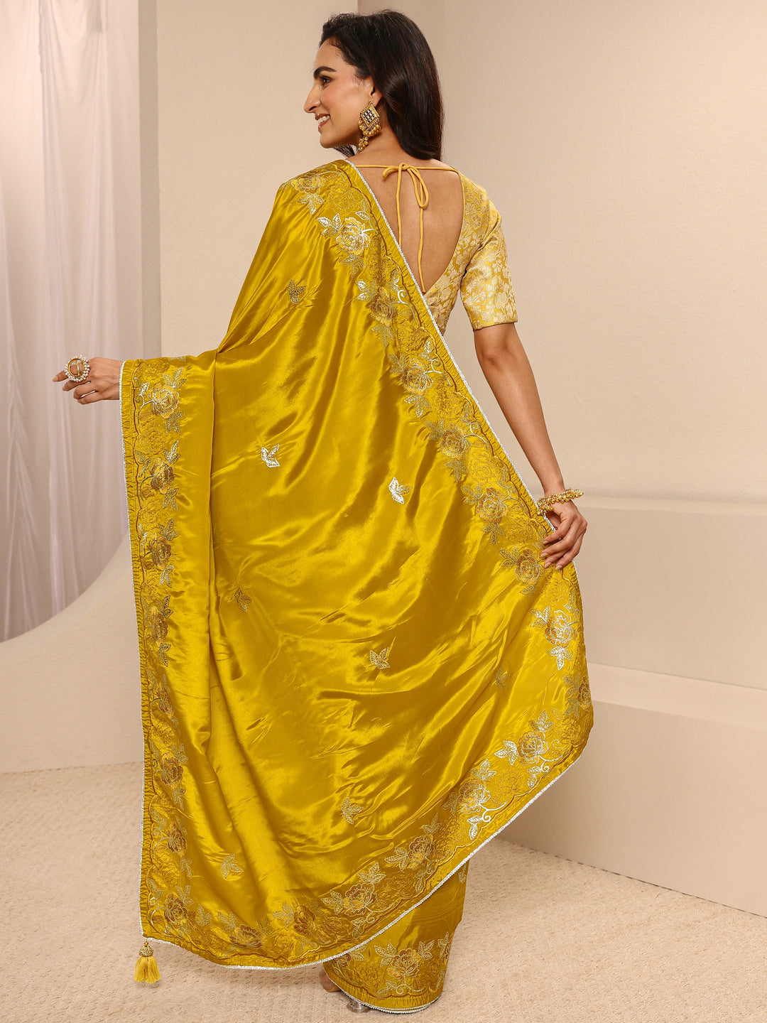 Mustard Floral Embroidered Silk Blend Saree  With Unstitched Blouse Piece