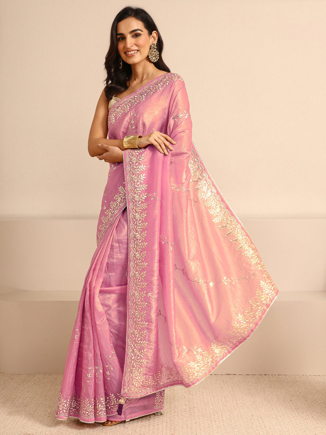 Pink Floral Embellished Silk Blend Saree With Unstitched Blouse Piece