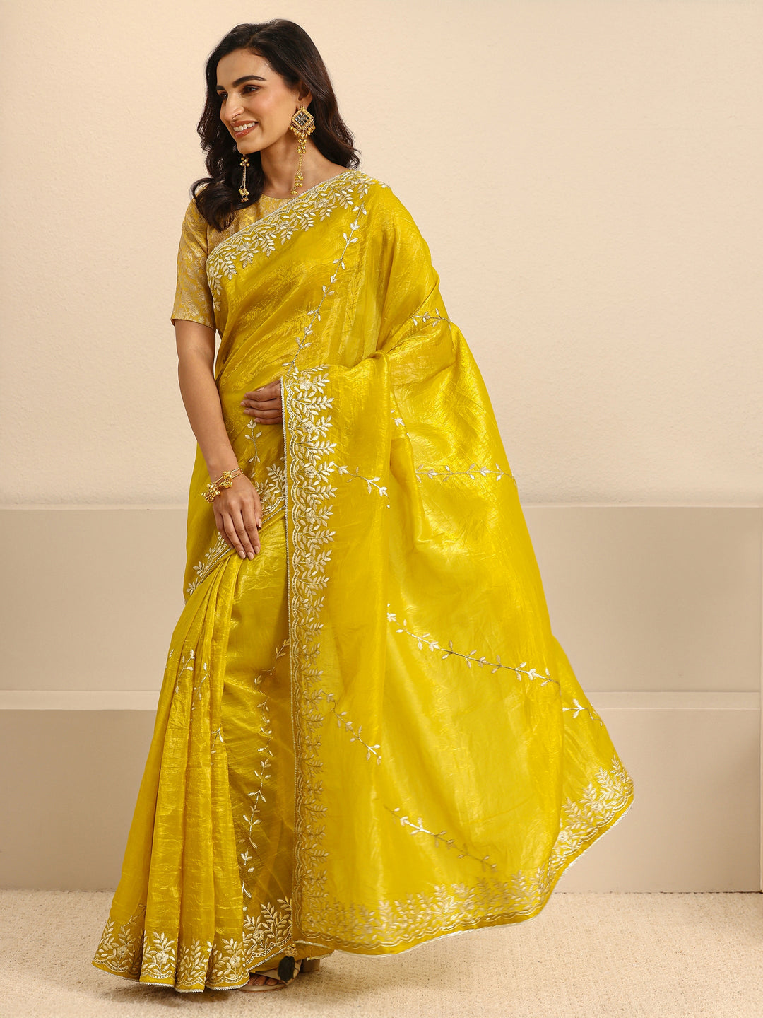 Mustard Floral Embroidered Silk Blend Saree With Unstitched Blouse Piece