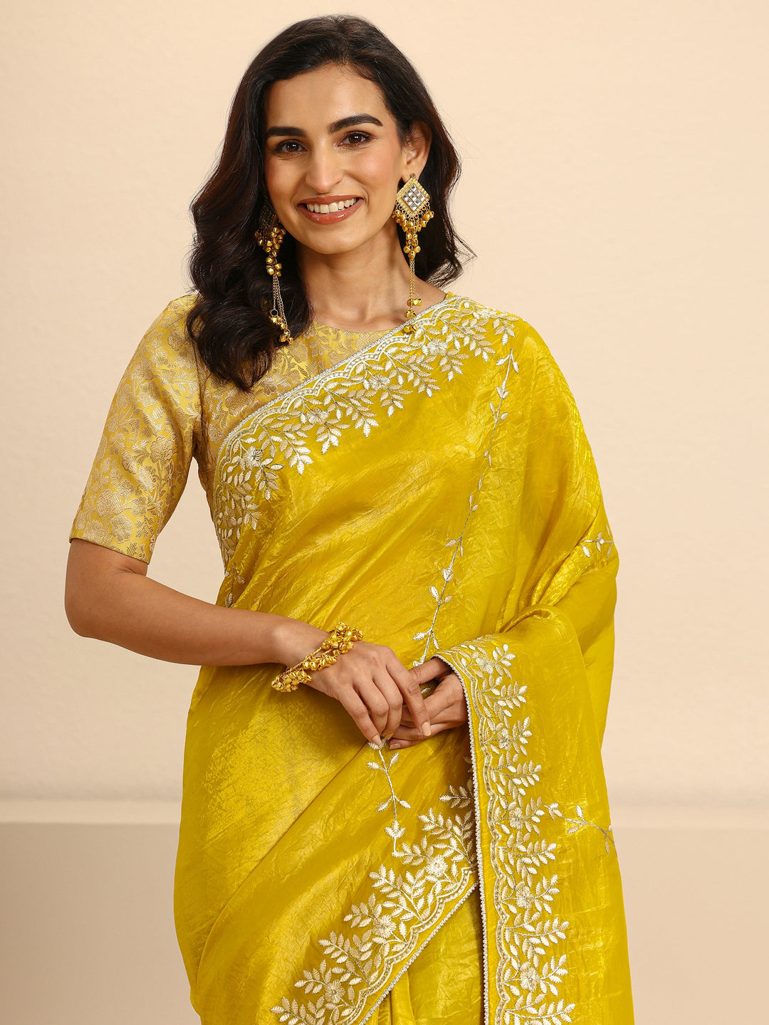 Mustard Floral Embroidered Silk Blend Saree With Unstitched Blouse Piece