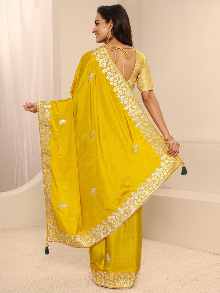 Yellow Embroidered Silk Blend Saree With Unstitched Blouse Piece