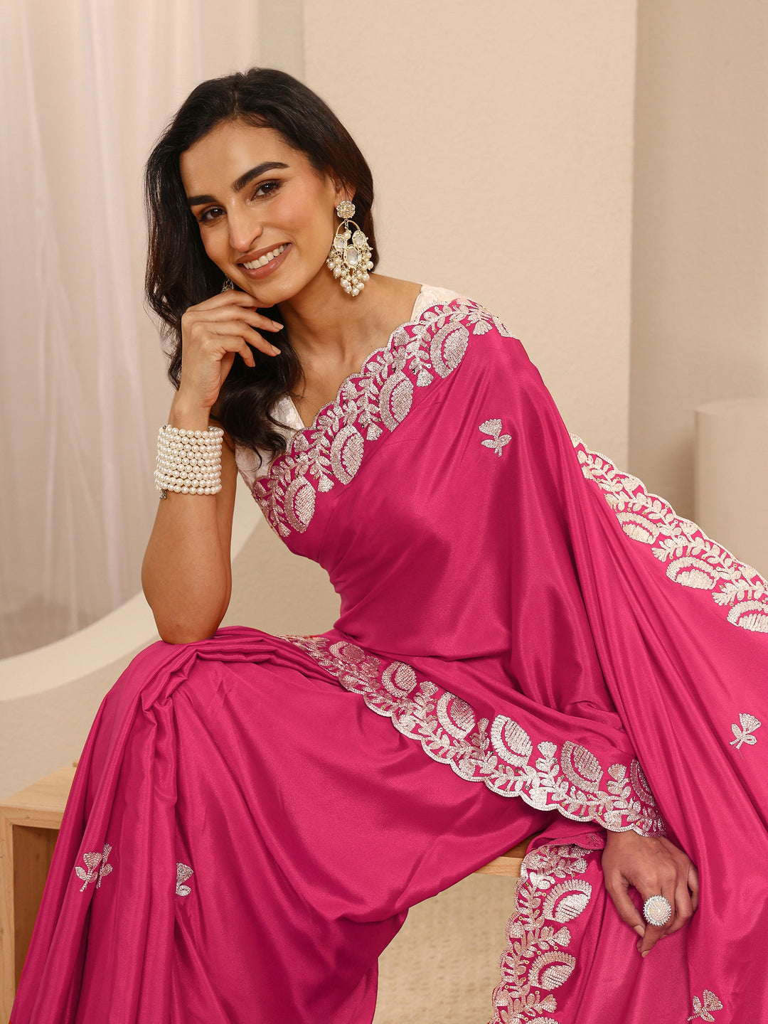 Pink Embroidered Silk Blend Saree With Unstitched Blouse Piece