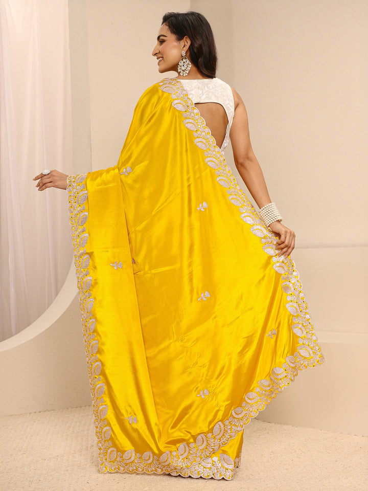 Orange Embroidered Silk Blend Saree With Unstitched Blouse Piece