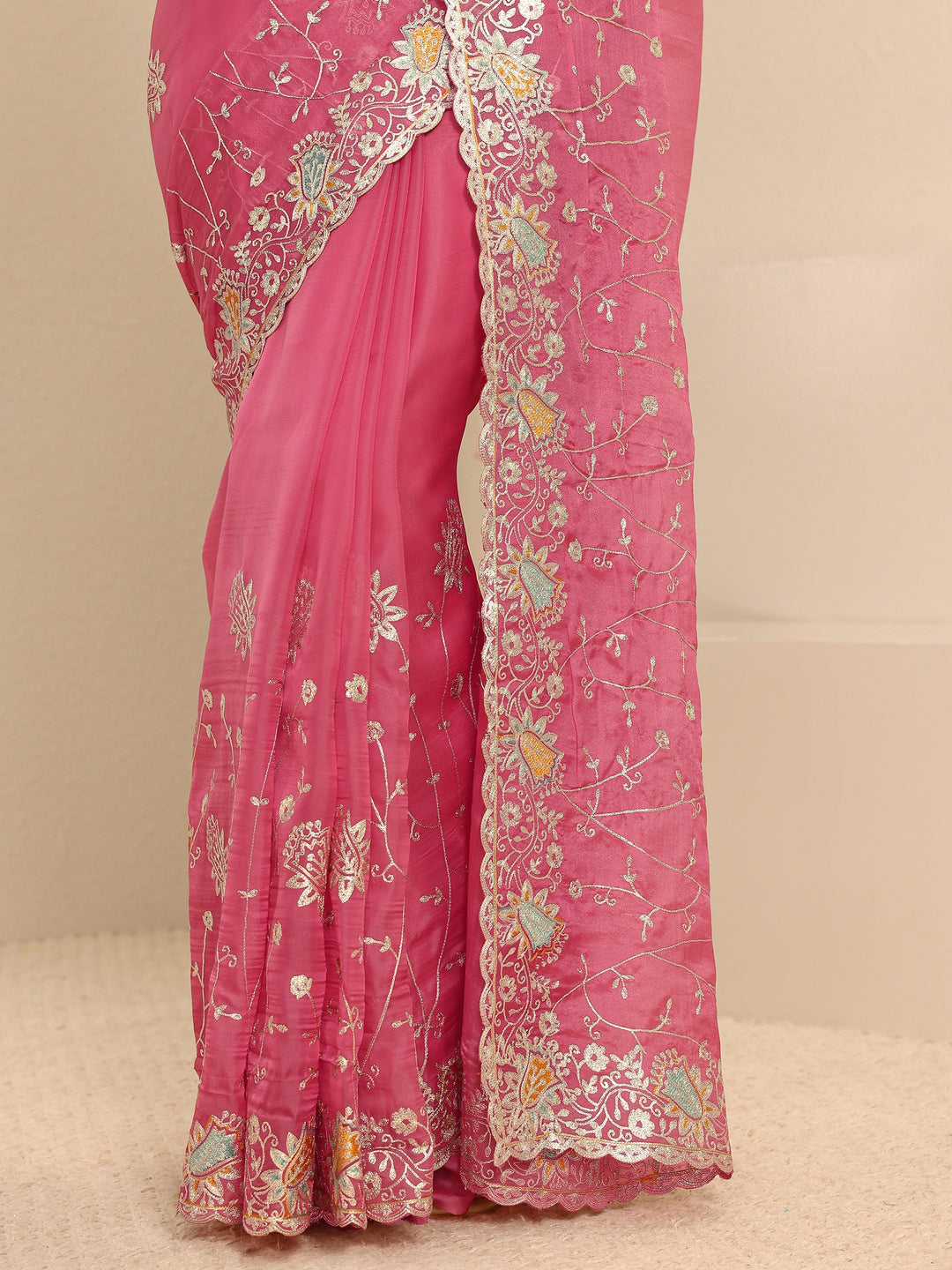 Pink Embellished Silk Blend Net Saree With Unstitched Blouse Piece