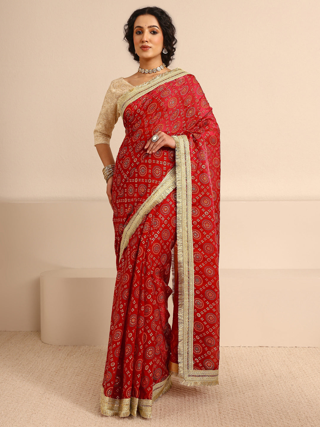 Red Bandhani Printed Silk Blend Saree With Unstitched Blouse Piece