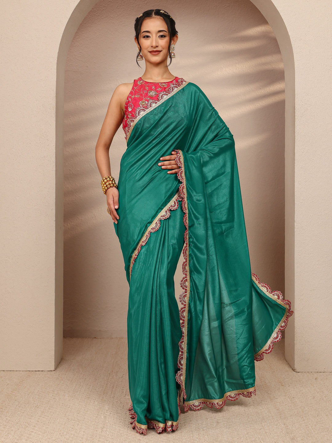 Green Solid Tissue Saree With Unstitched Blouse Piece
