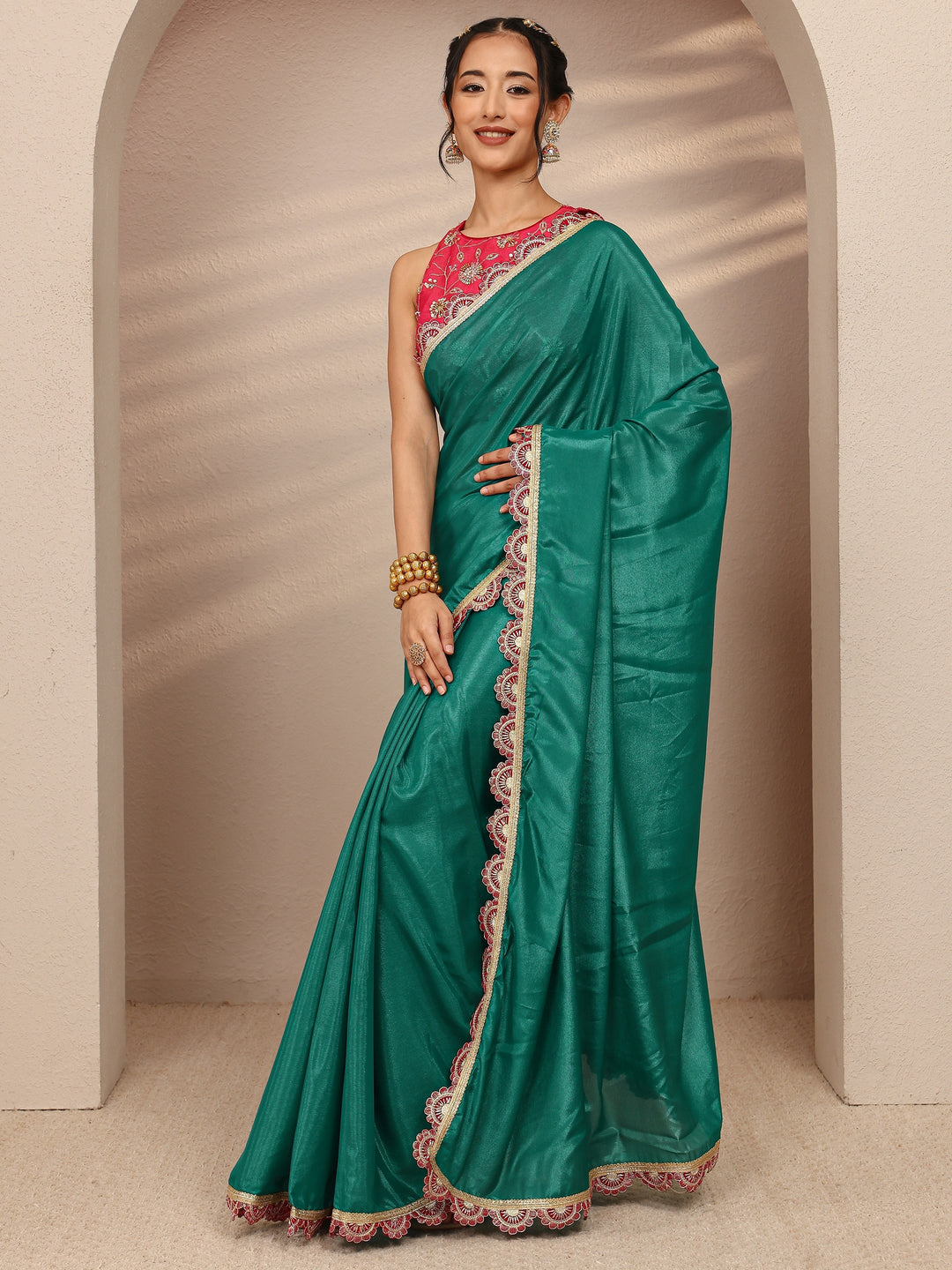 Green Solid Tissue Saree With Unstitched Blouse Piece