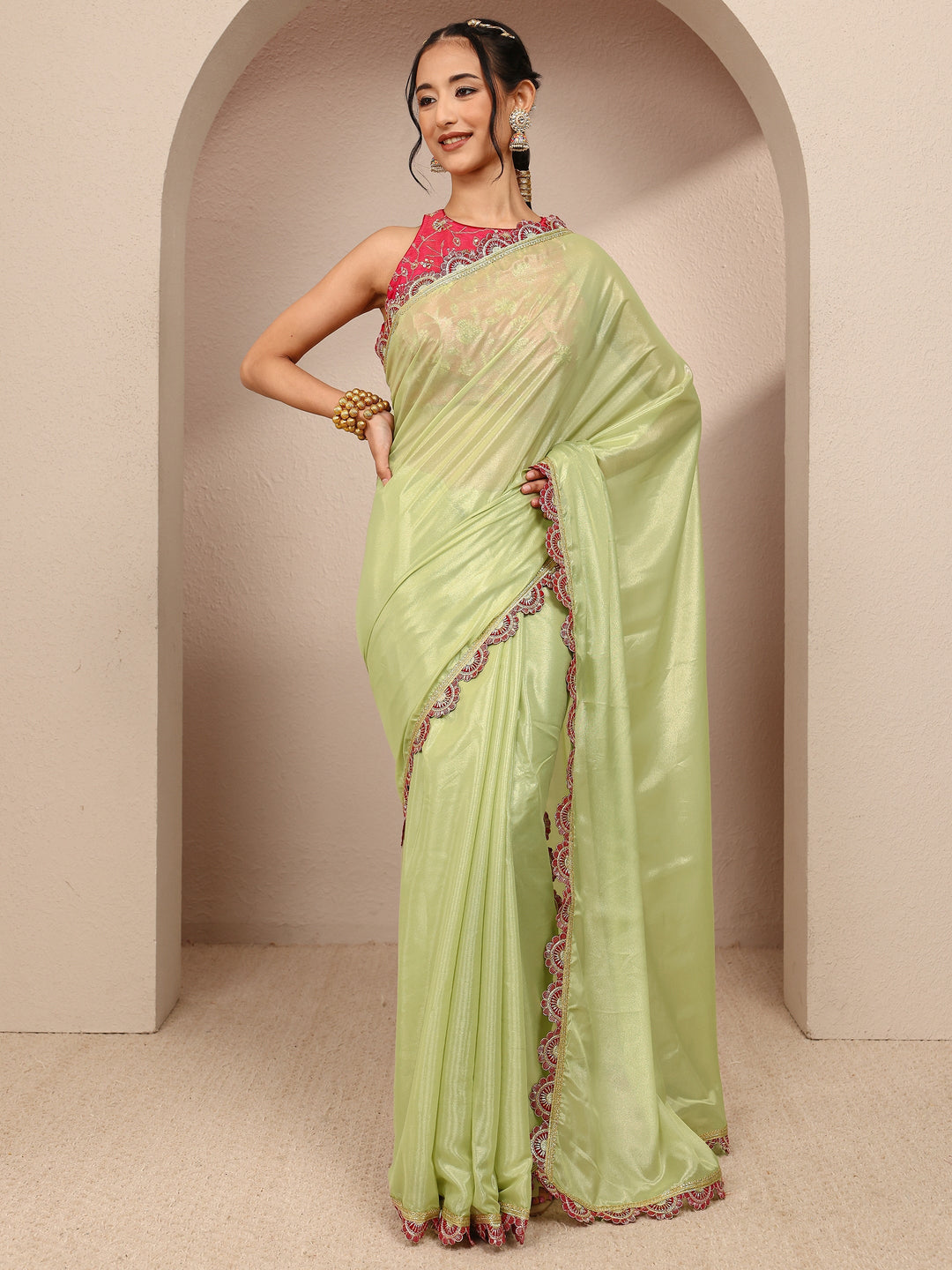 Green Solid Tissue Saree With Unstitched Blouse Piece