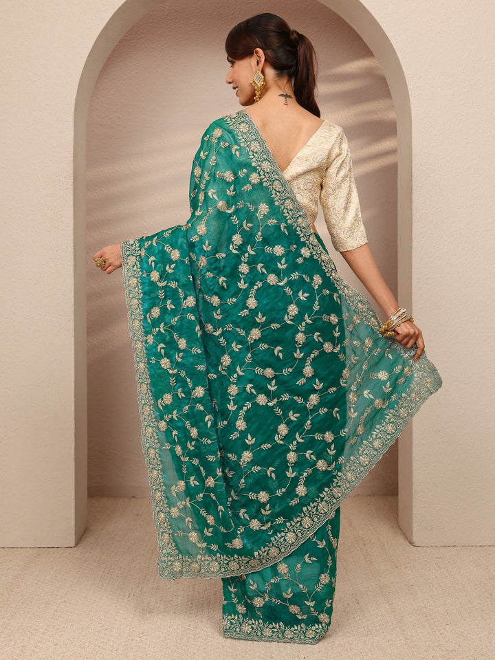Green Floral Embellished Chiffon Saree
With Unstitched Blouse Piece