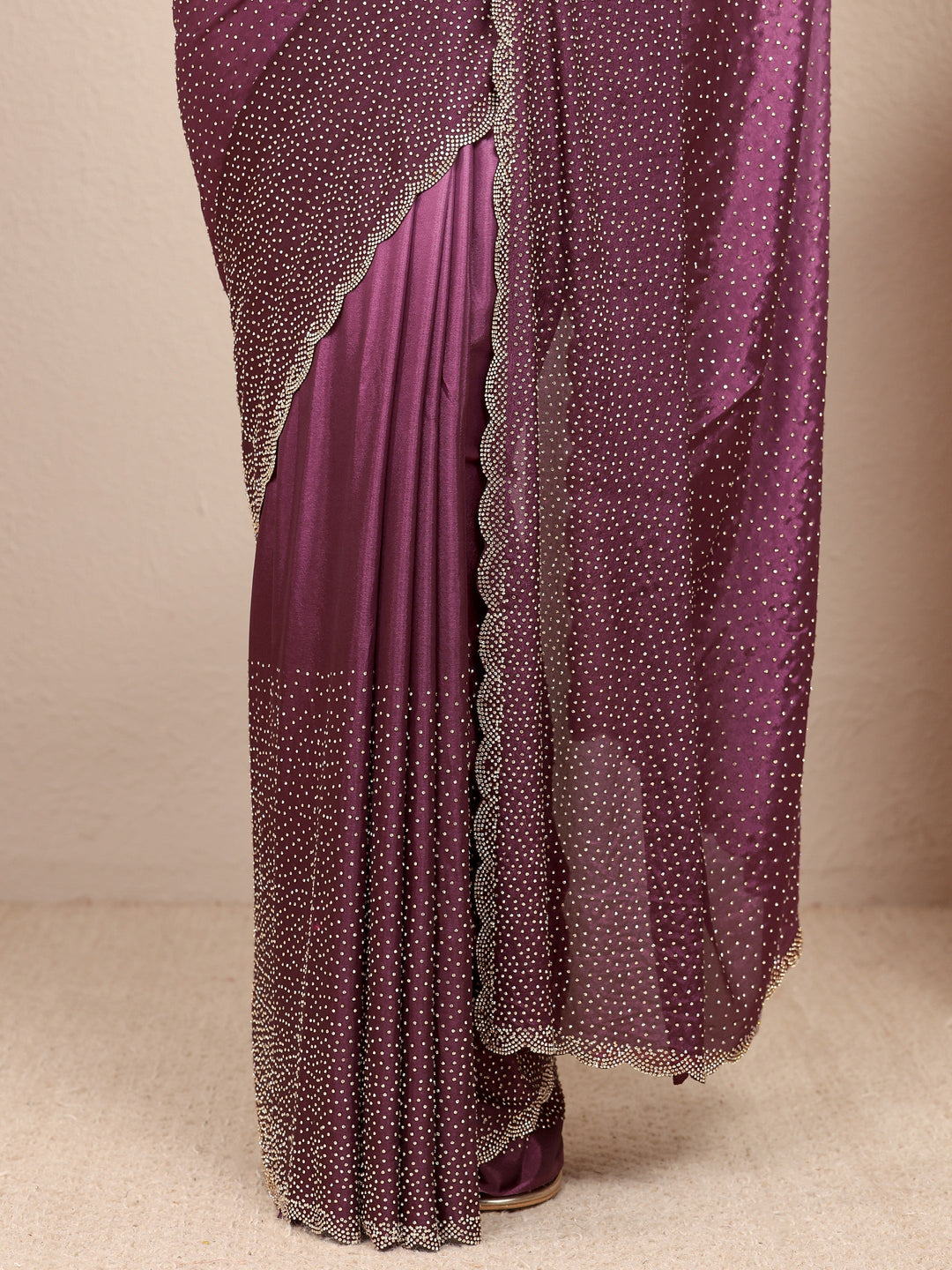 Mauve Embellished Satin Ombre Saree
With Unstitched Blouse Piece