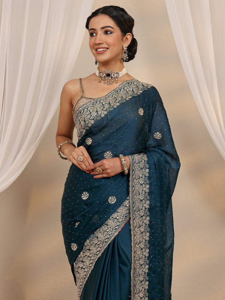 Teal Floral Embellished Silk Blend Saree With Unstitched Blouse Piece