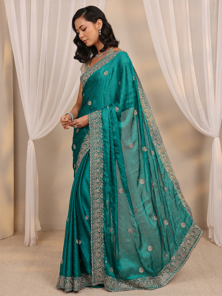 Green Floral Embellished Silk Blend Saree With Unstitched Blouse Piece