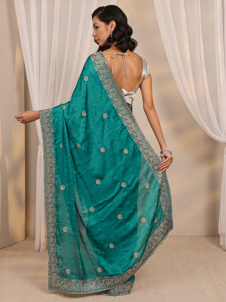 Green Floral Embellished Silk Blend Saree With Unstitched Blouse Piece