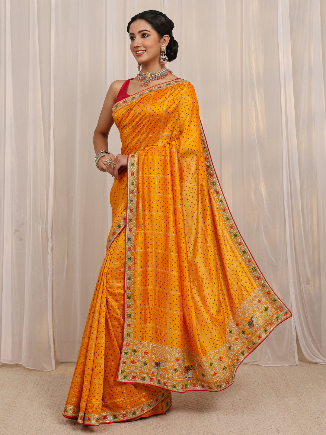 Mustard Bandhani Printed Silk Blend Saree With Unstitched Blouse Piece