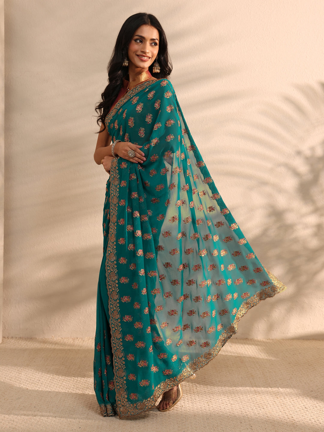 Green Embellished Georgette Saree With Unstitched Blouse Piece