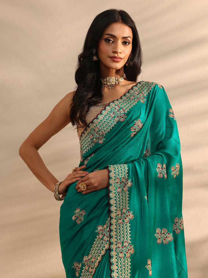 Green Embellished Silk Blend Saree 
With Unstitched Blouse Piece