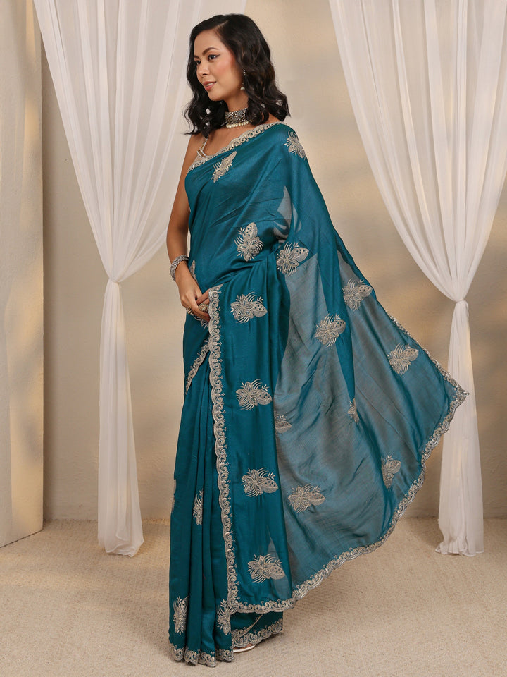 Blue Floral Embellished Silk Blend Saree With Unstitched Blouse Piece