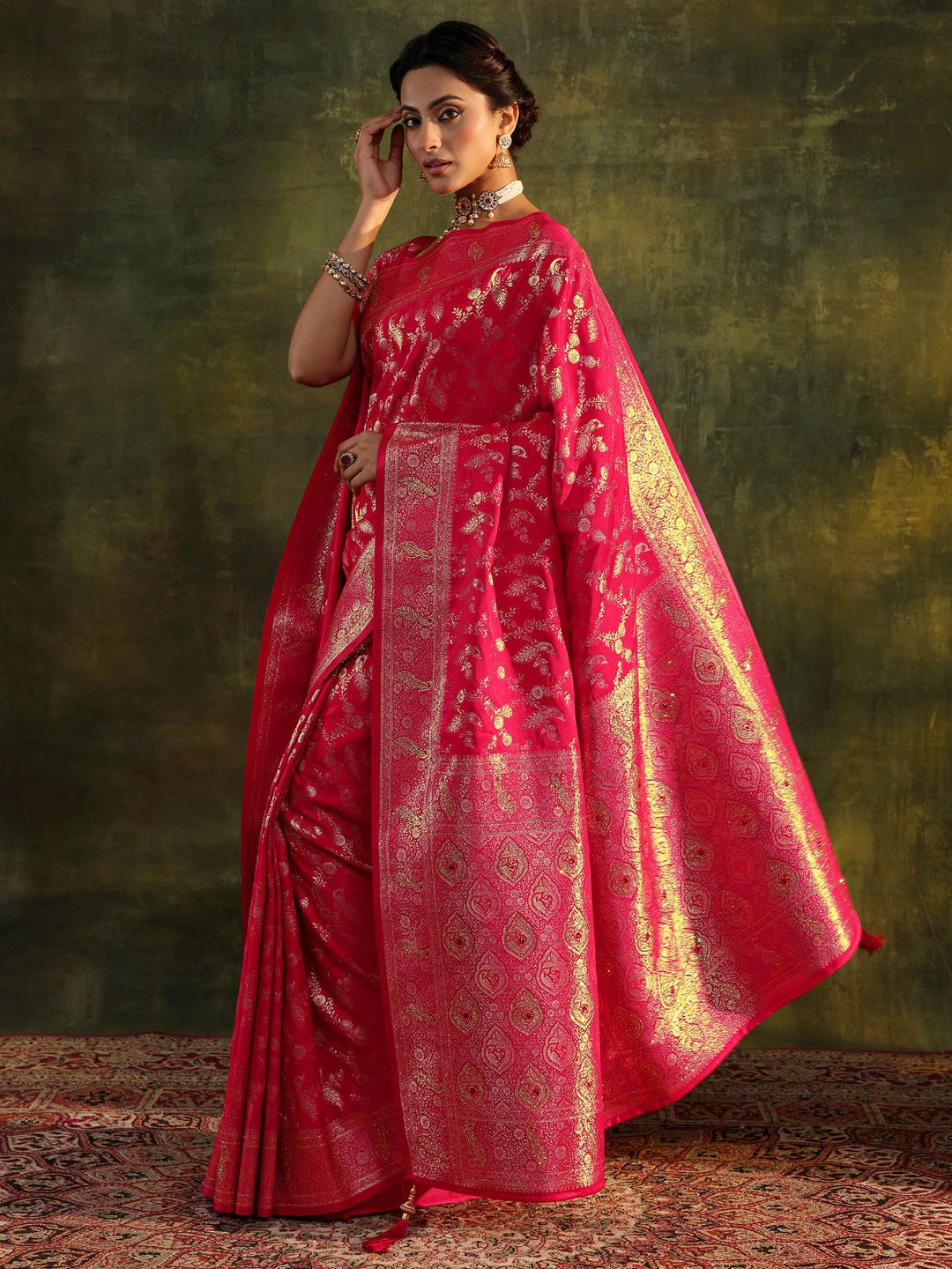Red Banarasi Silk Saree With Unstitched Blouse And Dupatta