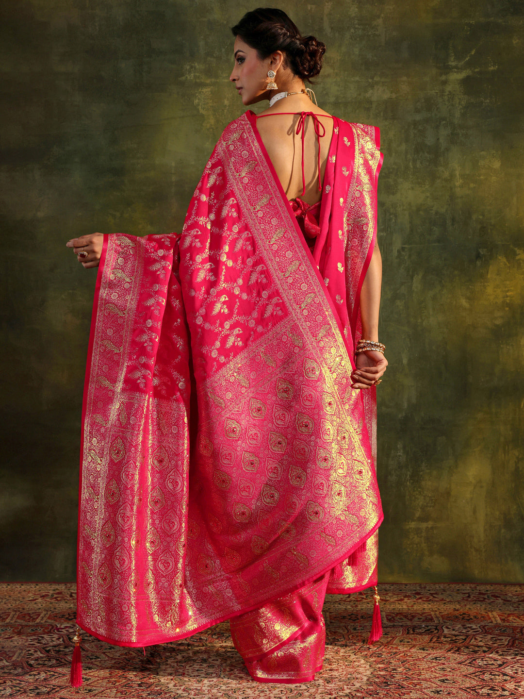 Red Banarasi Silk Saree With Unstitched Blouse And Dupatta