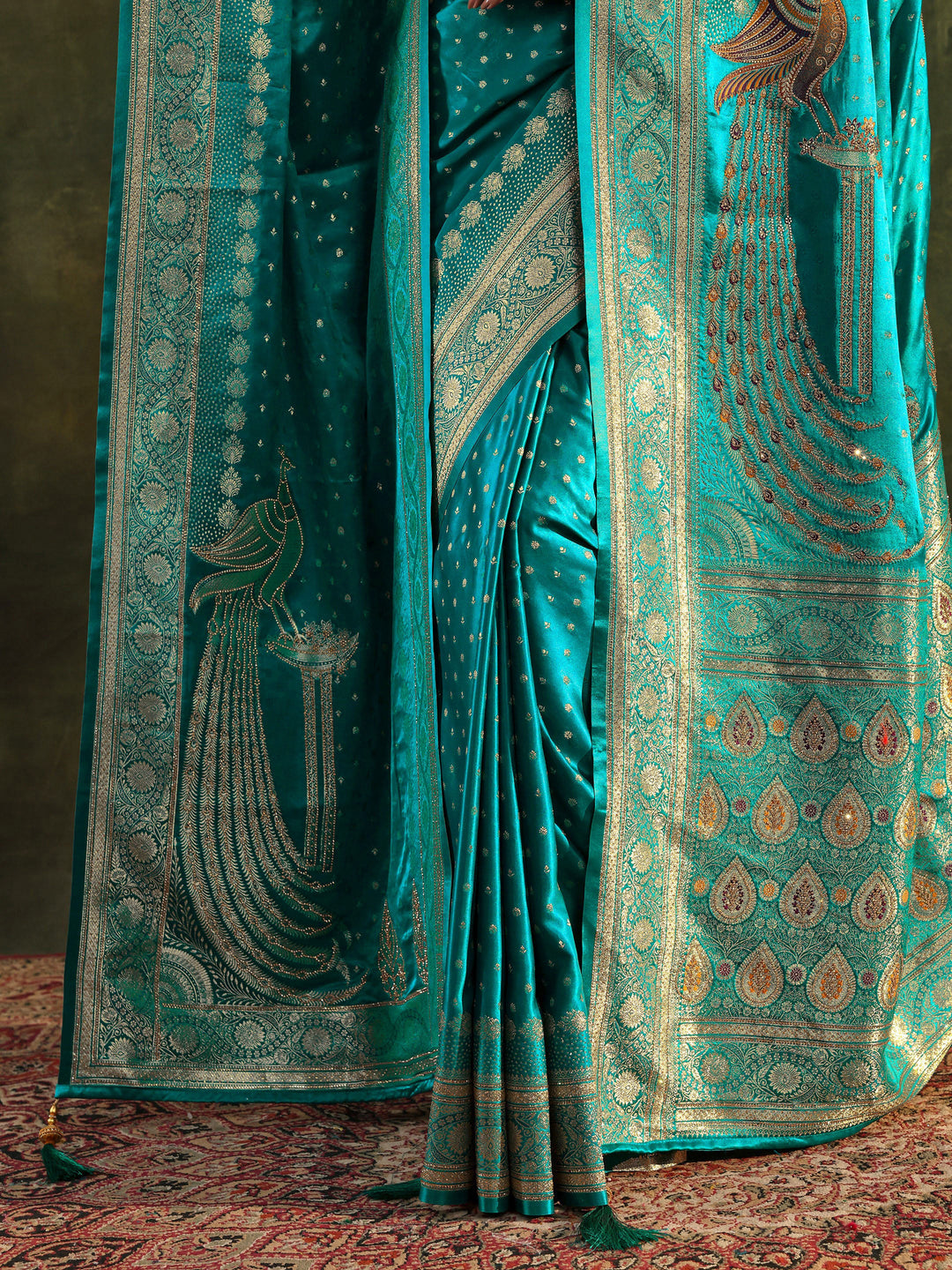 Green Banarasi Silk Saree With Unstitched Blouse And Dupatta