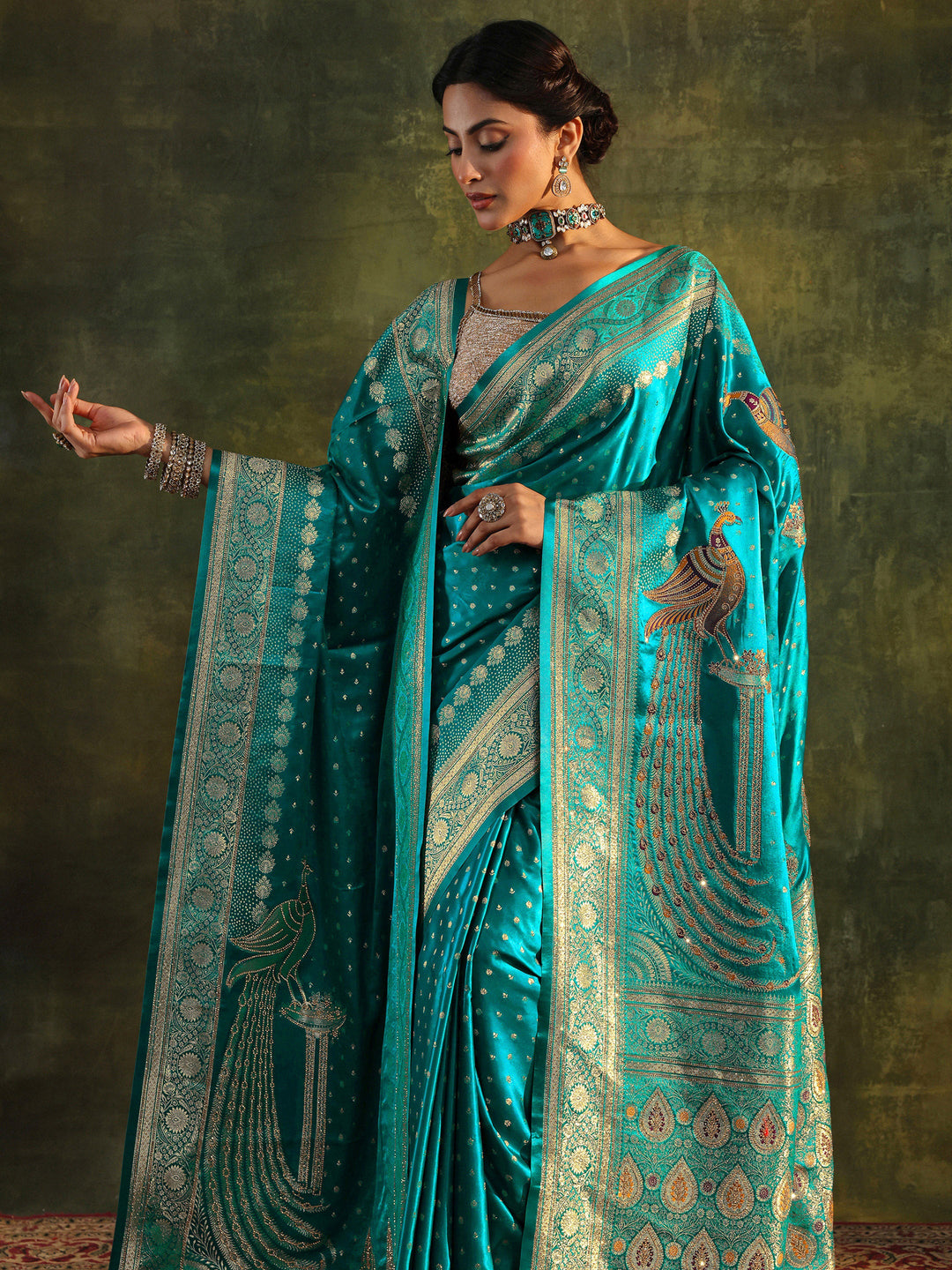 Green Banarasi Silk Saree With Unstitched Blouse And Dupatta