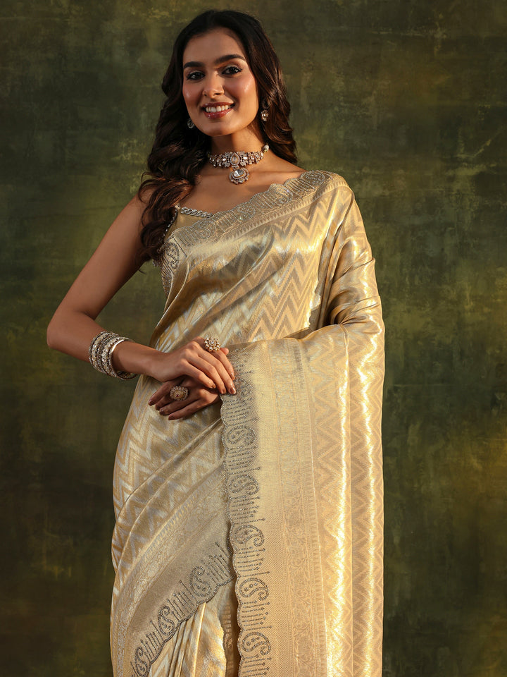 Gold Floral Embellished Silk Saree With Unstitched Blouse Piece