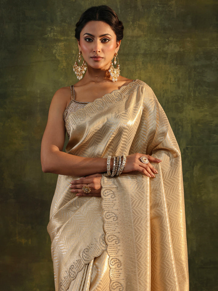 Gold Floral Embellished Silk Saree With Unstitched Blouse Piece