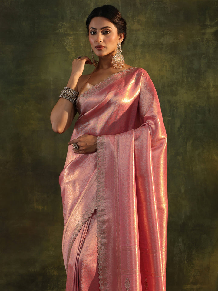 Peach Embellished Silk Saree With Unstitched Blouse Piece