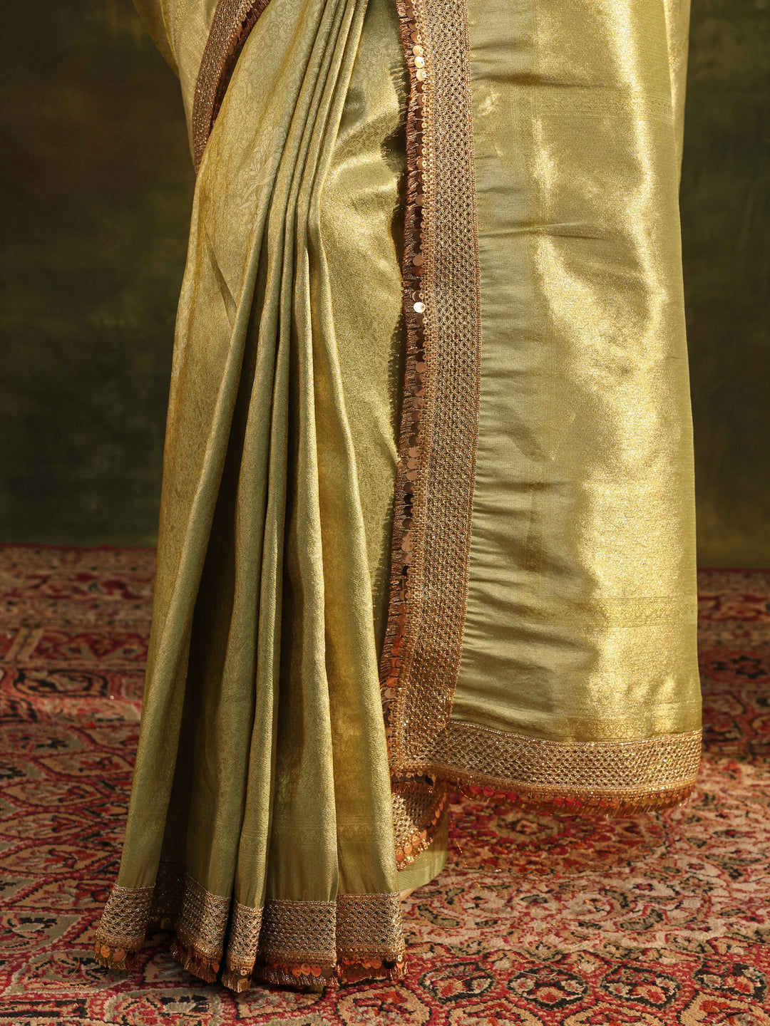 Green Woven Design Silk Blend Saree With Unstitched Blouse Piece