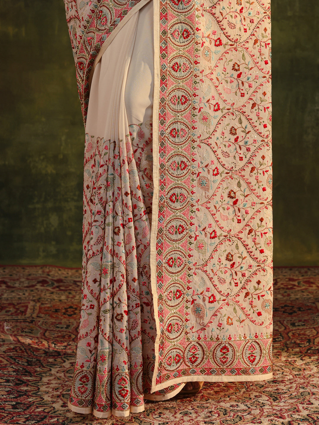 Libas Art Off White Jamawar Embroidered Georgette Saree With Unstitched Blouse Piece