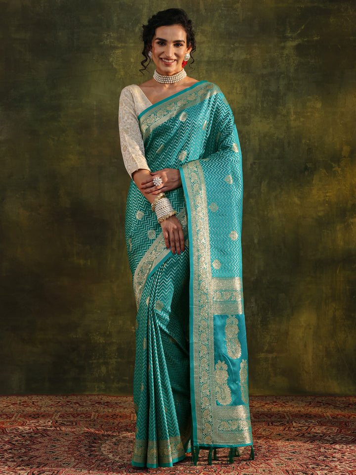 Blue Woven Design Silk Blend Banarasi Saree With Unstitched Blouse Piece
