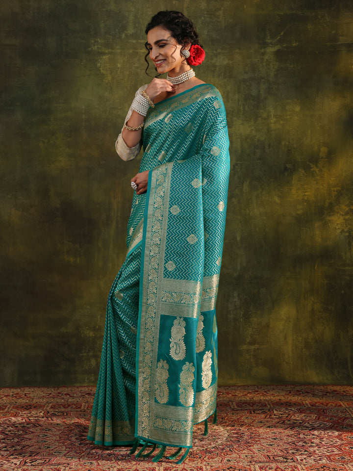Blue Woven Design Silk Blend Banarasi Saree With Unstitched Blouse Piece