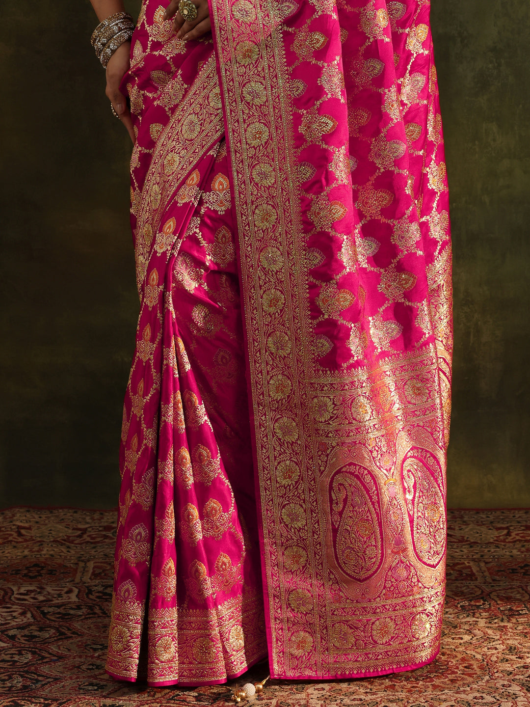 Libas Art Pink Banarasi Silk Blend Saree With Unstitched Blouse Piece