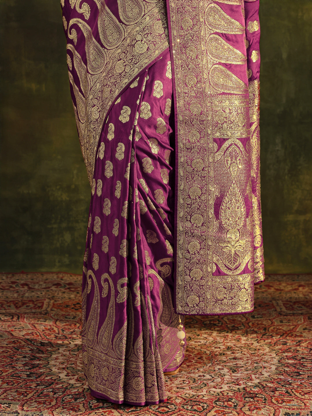 Libas Art Purple Woven Design Silk Blend Banarasi Saree With Unstitched Blouse Piece