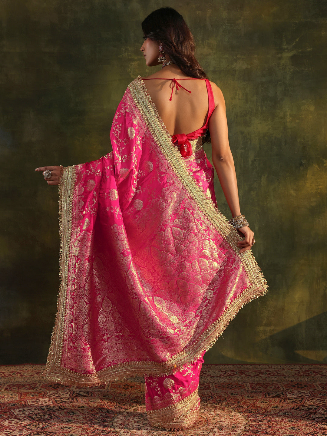 Libas Art Pink Banarasi Silk Saree With Unstitched Blouse Piece