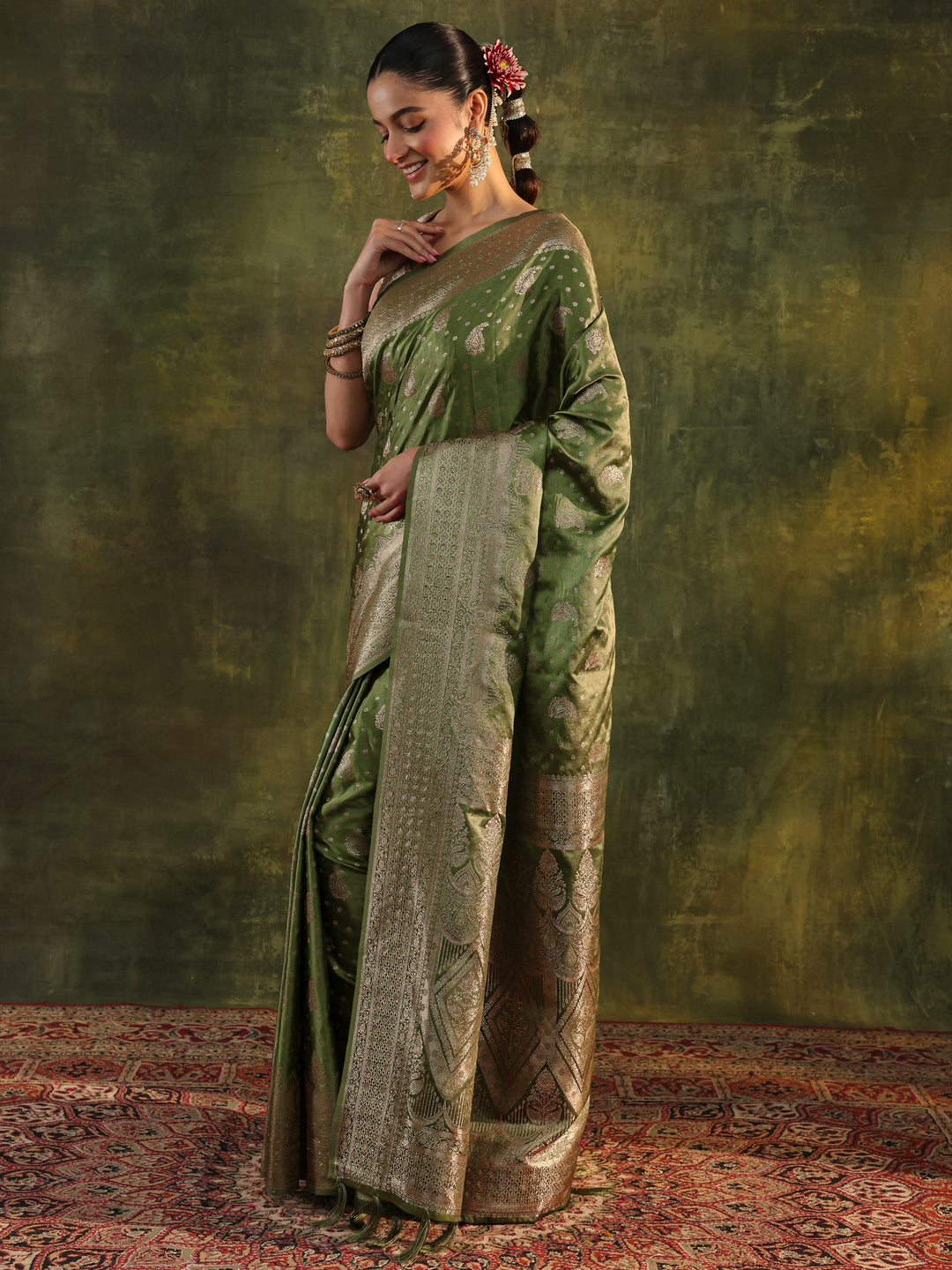 Green Woven Design Satin Banarasi Saree With Unstitched Blouse Piece