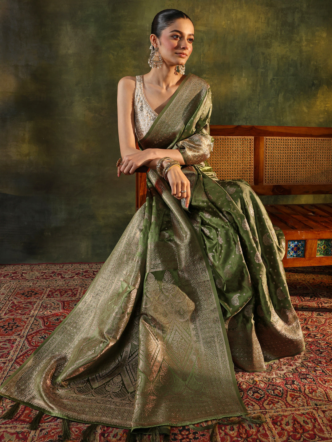 Green Woven Design Satin Banarasi Saree With Unstitched Blouse Piece