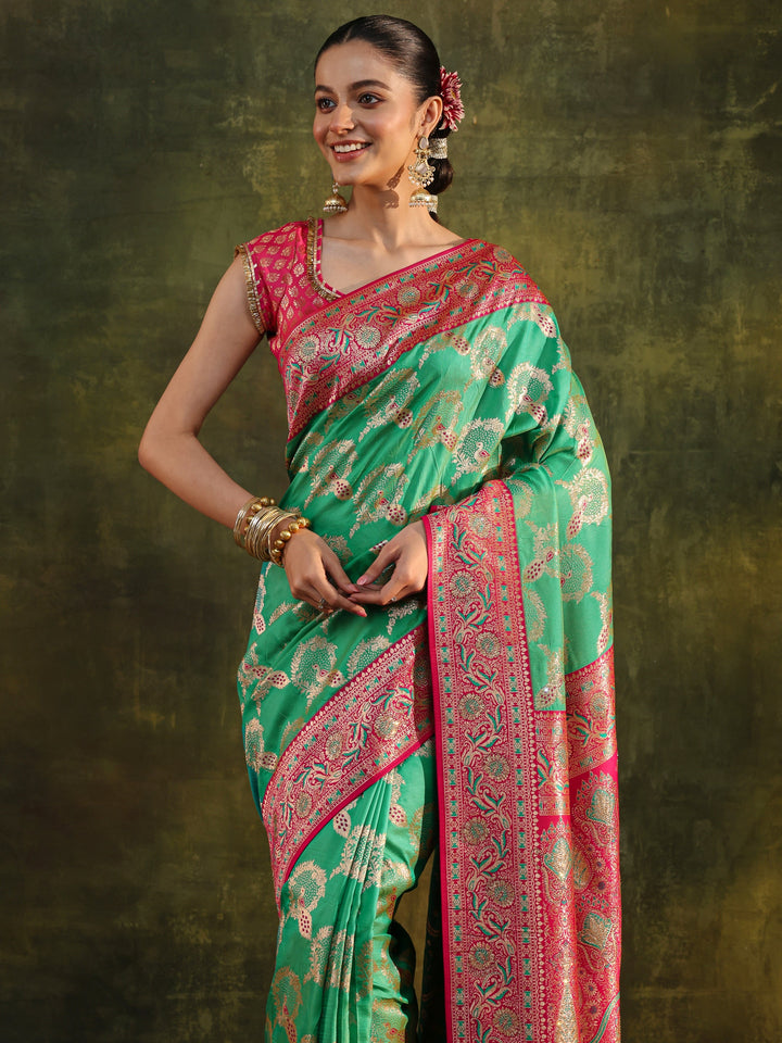 Green Woven Design Silk Blend Banarasi Saree With Unstitched Blouse Piece