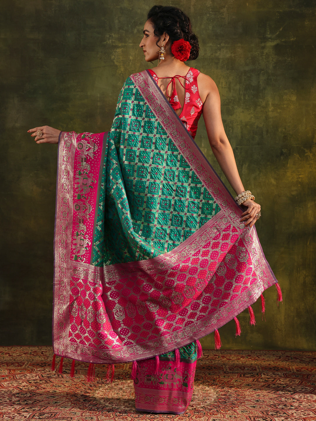 Green Gharchola Woven Design Silk Blend Saree With Unstitched Blouse Piece
