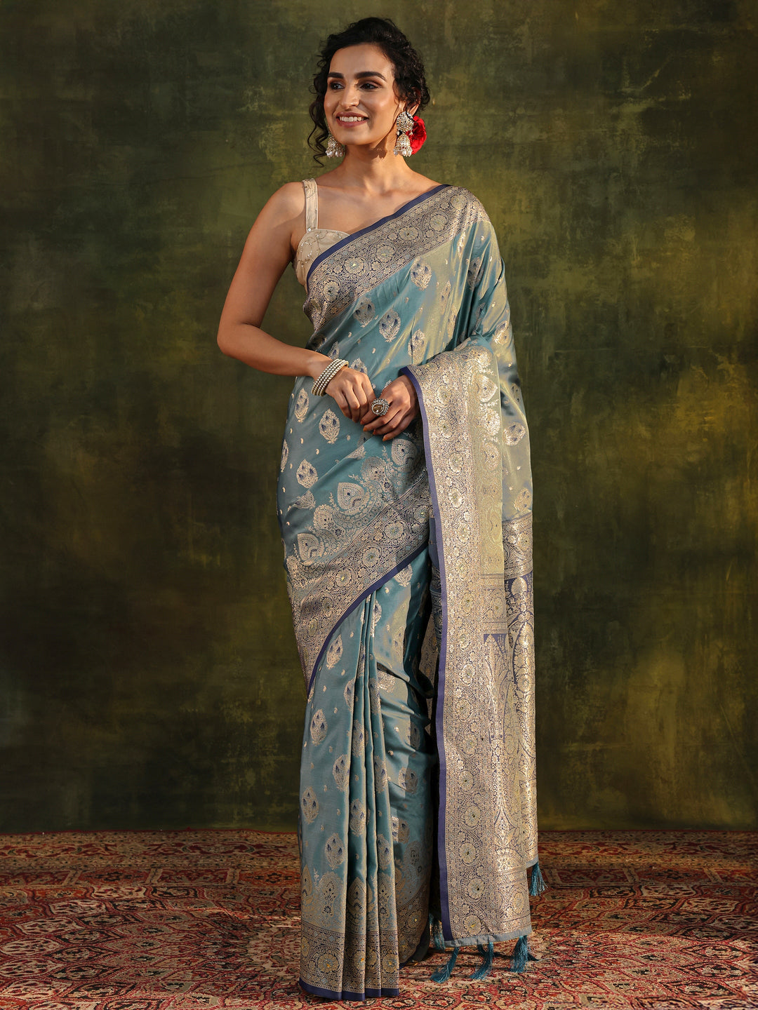 Teal Woven Design Silk Blend Banarasi Saree With Unstitched Blouse Piece