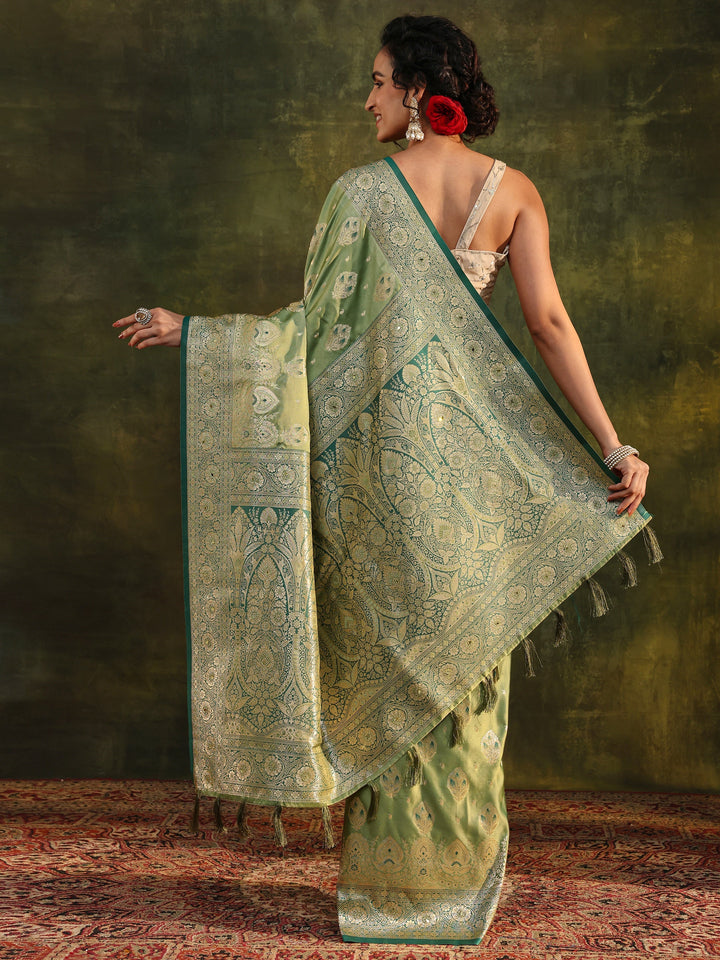 Green Woven Design Silk Blend Banarasi Saree With Unstitched Blouse Piece