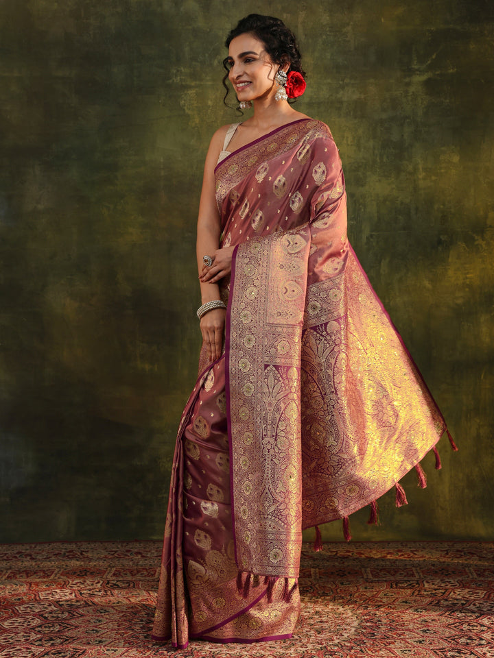 Peach Woven Design Silk Blend Banarasi Saree With Unstitched Blouse Piece