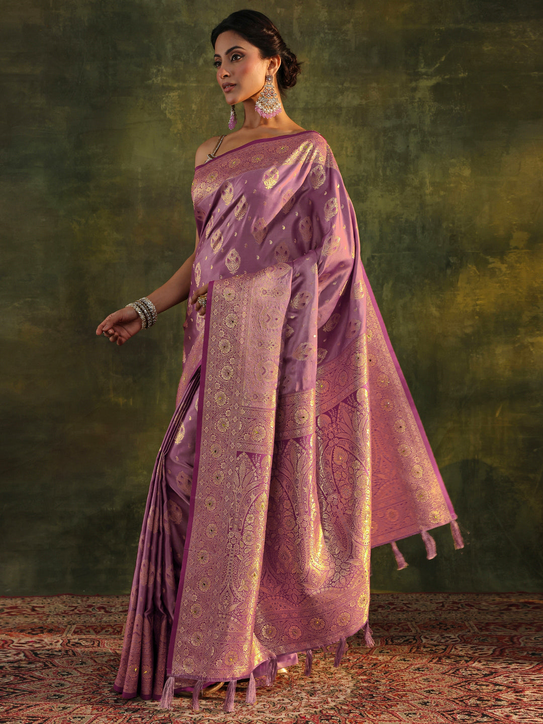 Purple Banarasi Silk Blend Saree With Unstitched Blouse Piece