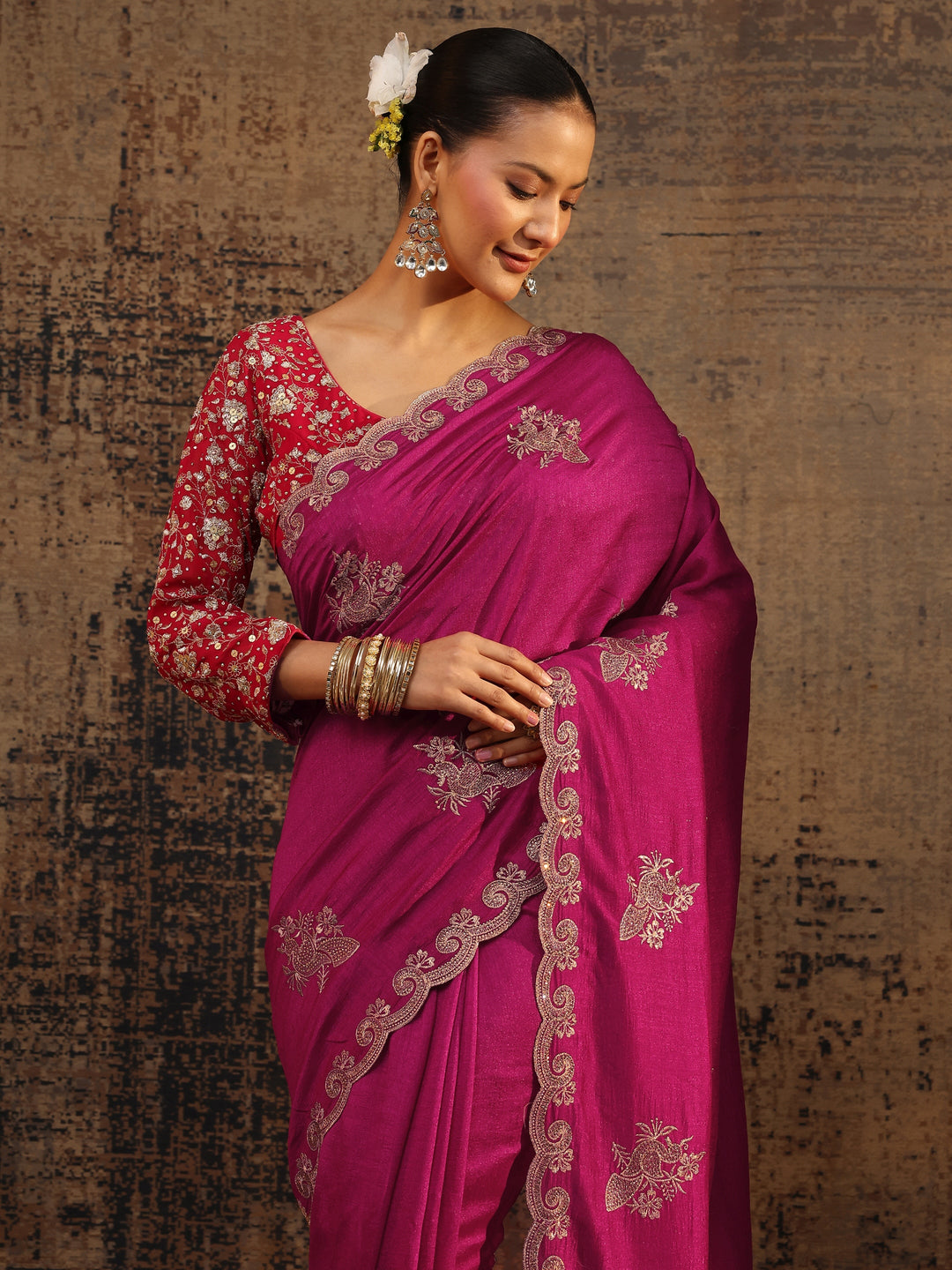 Pink Floral Embroidered Silk Blend Saree With Unstitched Blouse Piece