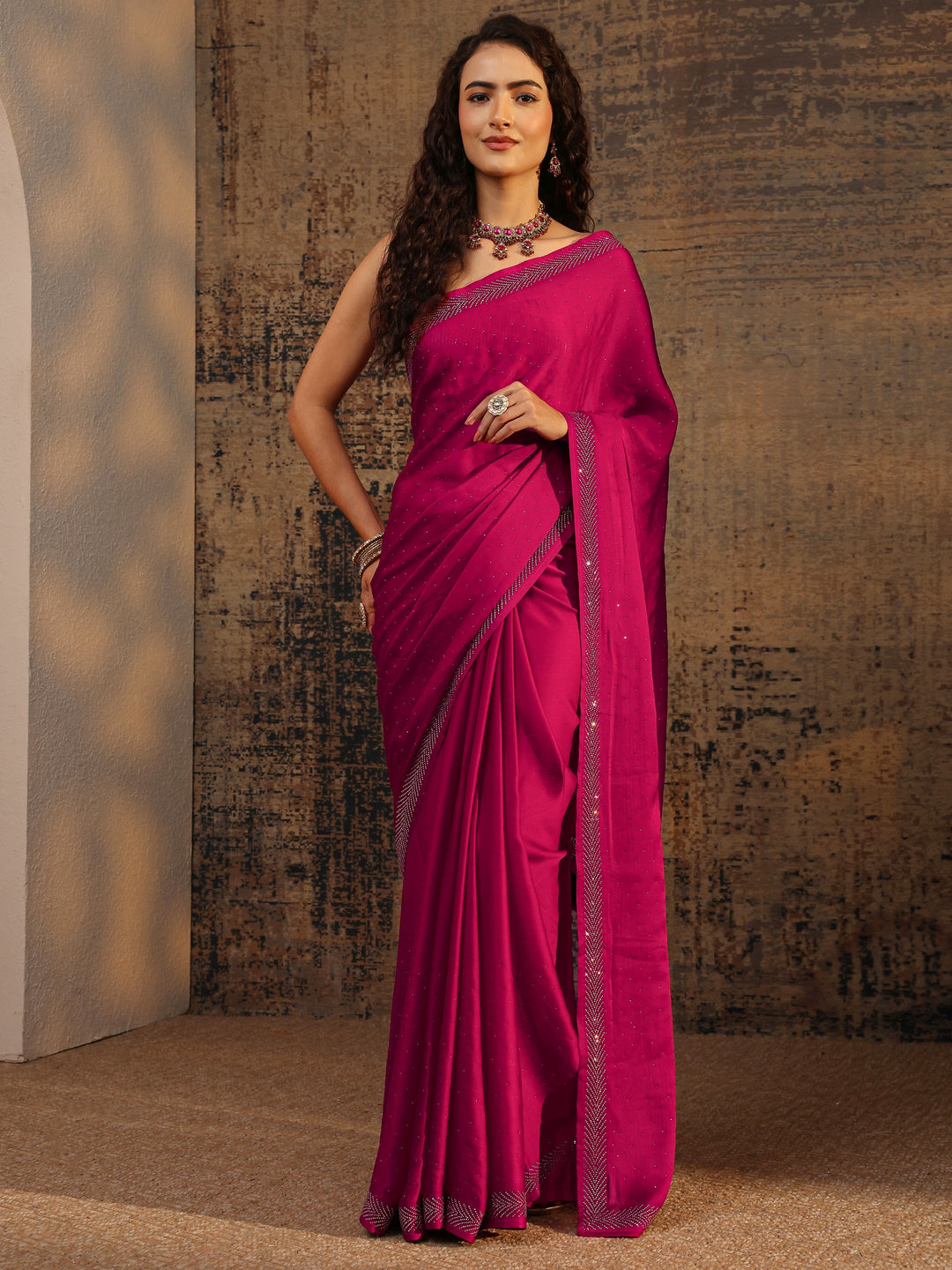 Pink Embellished Silk Blend Saree With Unstitched Blouse Piece