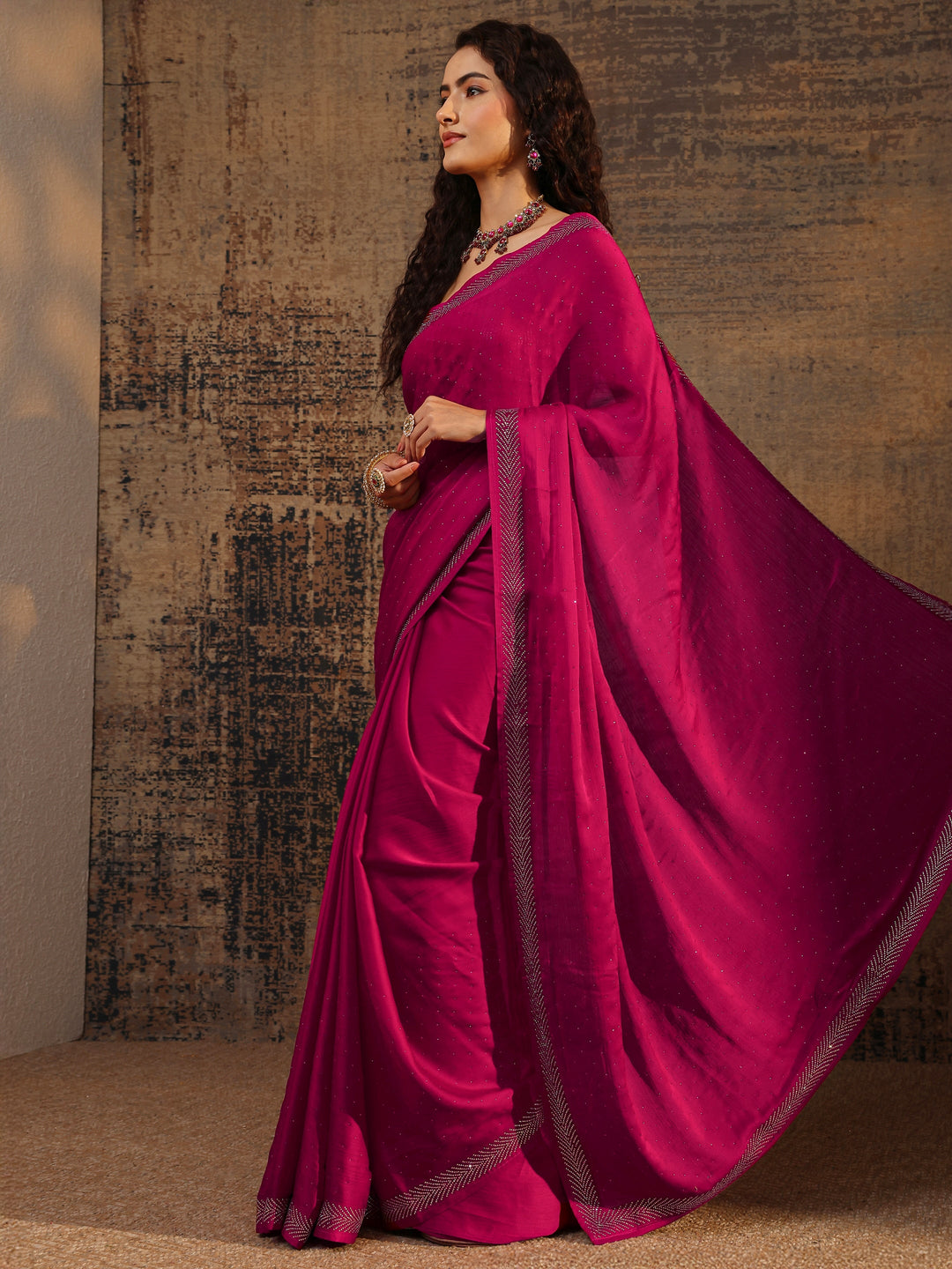 Pink Embellished Silk Blend Saree With Unstitched Blouse Piece