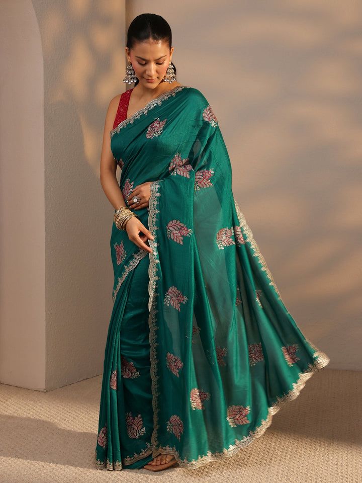 Blue Floral Embroidered Silk Blend Saree With Unstitched Blouse Piece
