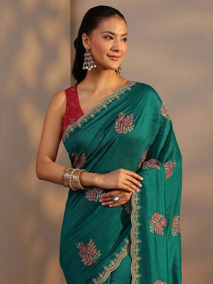 Blue Floral Embroidered Silk Blend Saree With Unstitched Blouse Piece