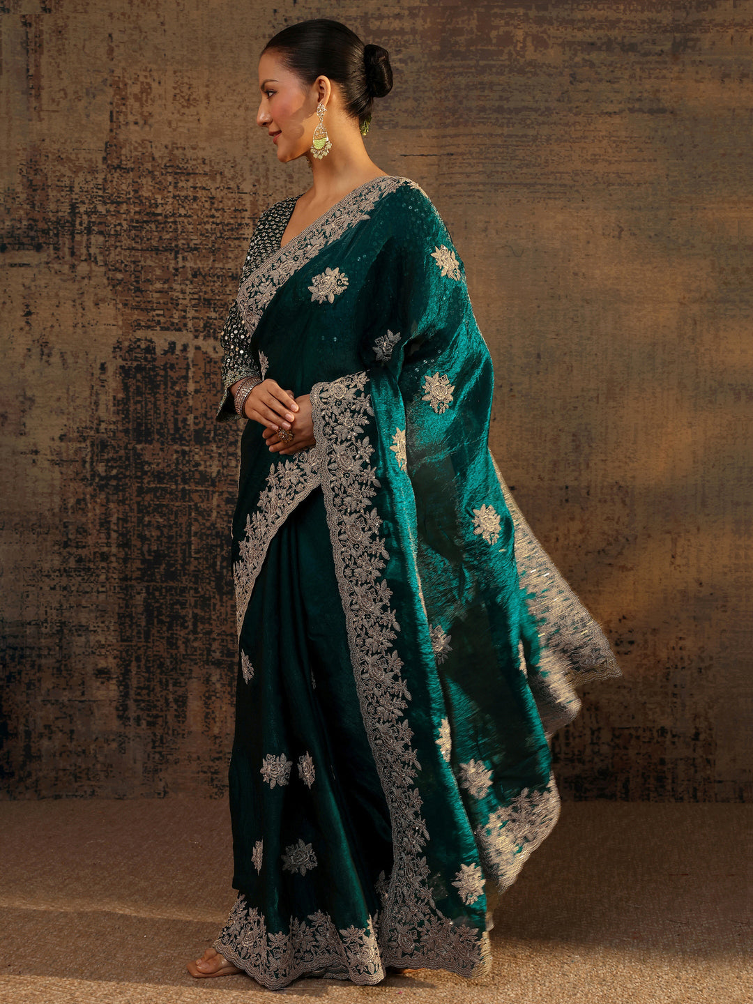 Blue Floral Embroidered Tissue Saree With Unstitched Blouse Piece